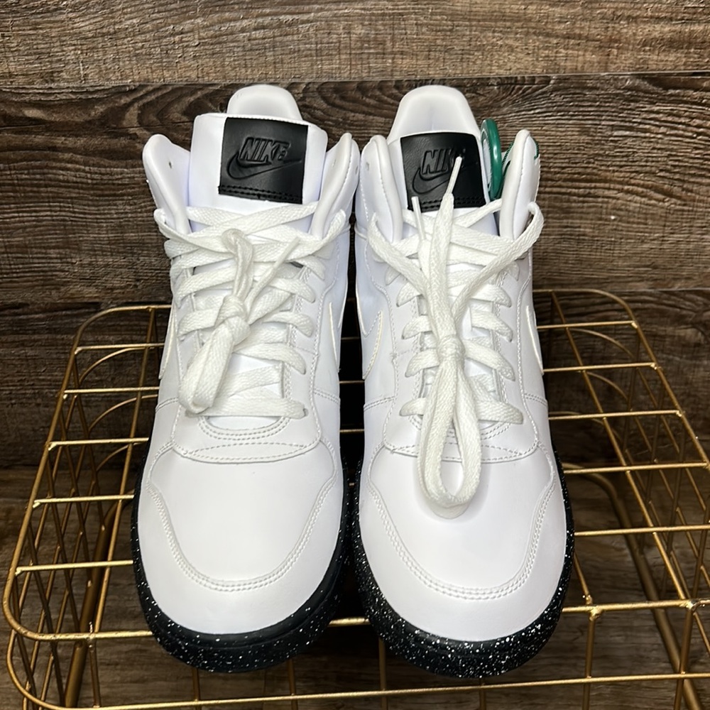 Nike-Court-Borough-mid-Black w/white speckled sole-Released 2015- Very Rare - Picture 14 of 15